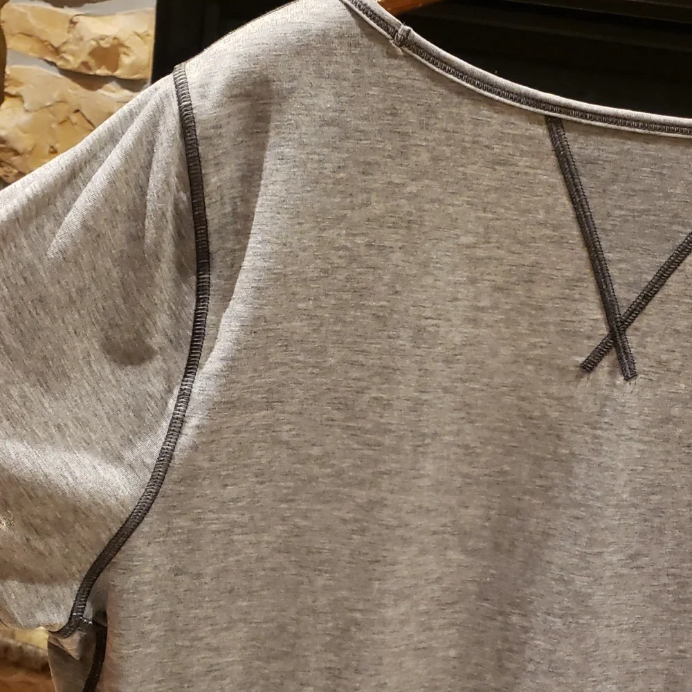 Lucy 2X  gray thirt - Picture 7 of 12